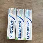 Sensodyne Extra Whitening Sensitivity Toothpaste Mint 4.0 Oz 3 Pack Exp 2028. Fixed Price $13.25.