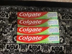4pack Colgate Fluoride Toothpaste Cavity Protection Sparkling White 2.5 Oz.. Fixed Price $15.99.